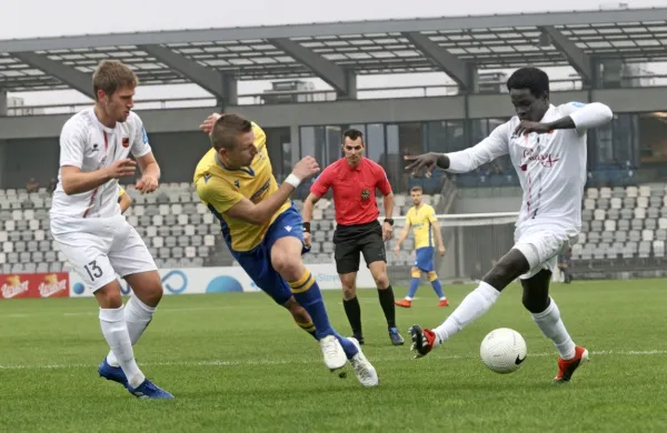 Koper bo v 29. krogu v sredo gostoval pri Olimpiji, Tabor pa bo 
gostil Muro.