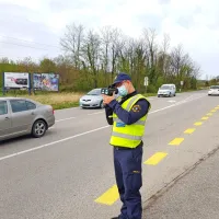 Večino prekoračitev hitrosti so izmerili v naseljih