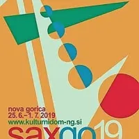 Razstavljen je tudi plakat  novogoriškega  festivala SaxGo 
2019, ki ga podpisuje  Marko 
Krumberger.
