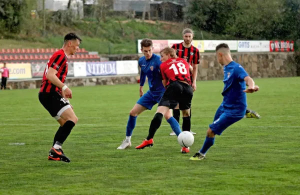 Ajdovci (v modrih dresih) bodo danes gostovali pri Fužinarju, Brici 
pa v Beltincih.