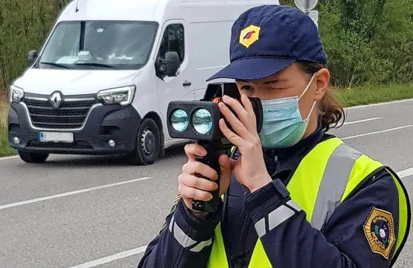 Policistke in policisti so v sredo streljali z radarji.