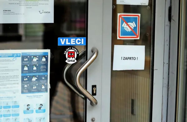 Ustavno sodišče je  odločilo, da novela zakona o trgovini, ki je 
prinesla zaprtje trgovin ob nedeljah, ni v neskladju z ustavo.