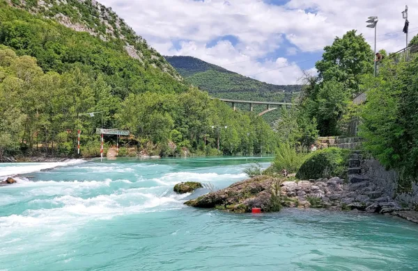 Nenadni dvigi gladine so osnovni vzrok za povečanje tveganj. 
Občina naj doseže spremembo režima, so potrdili  svetniki. 