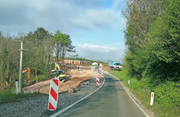 Kroži&scaron;če ni odneslo kala