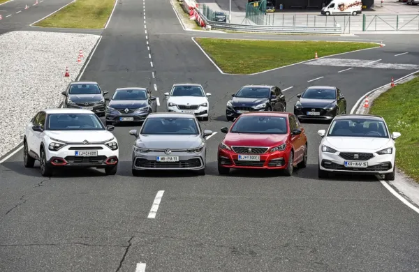 Citroen C4, Ford focus, Mazda3, Opel astra, Peugeot 308, Renault 
megane, Volkswagen golf, Seat leon in Škoda scala.