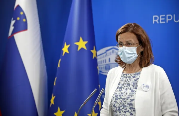 Tjaša Žohar Čretnik, direktorica Nacionalnega laboratorija za 
zdravje, okolje in hrano