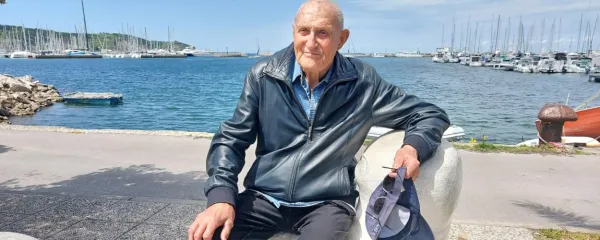 Radovan Hrast: &ldquo;Na Golem otoku smo bili reveži vsi: kaznjenci, policaji in celo udba&scaron;i&rdquo;