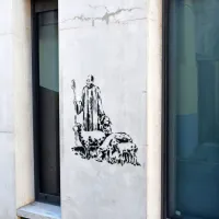 Grafiti na zidovih stavb kulturne dedi&scaron;čine