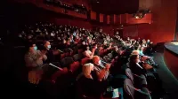 Občinstvo je v petek na premieri predstave Kdo se boji Virginie Woolf? do polovice zapolnilo veliko 
dvorano SNG Nova Gorica.  