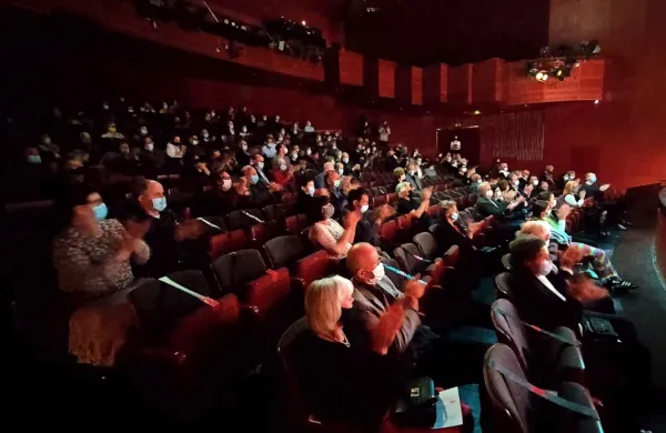 Enkrat cepljeni prebolevniki bodo odslej izjema tudi po odloku o 
kulturnih prireditvah in uresničevanju verske svobode.