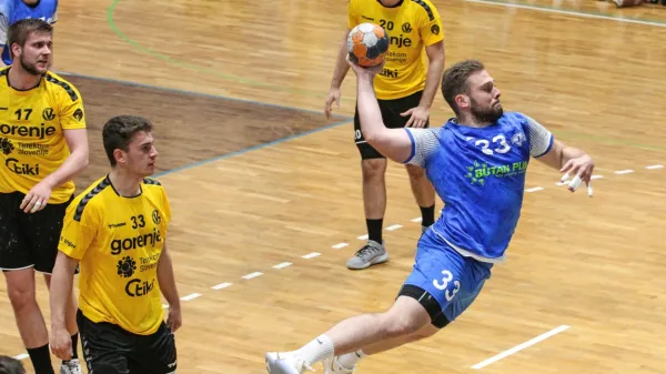 Gorenje proti naslovu, na dnu &scaron;e ni odločeno
