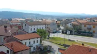 Mladim iz komenske občine ponuja občina za reševanje stanovanjskega vprašanja finančno pomoč. 