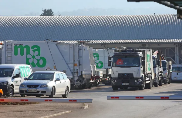 V prihodnjih mesecih bo Koprčane in Ankarančane na položnicah pričakal višji znesek za  odvoz 
komunalnih odpadkov.