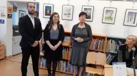 Ivan Kerpan in Dana Purič (z leve) sta že januarja lani v družbi 
predsednice društva Kraški dom Vesne Guštin Grilanc najavila, da 
se bosta poročila na Kraški ohceti. A  dober mesec kasneje je 
udarila pandemija in ohcet za nekaj časa zamrznila.