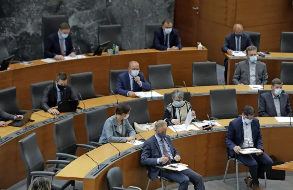 Posvetovalnega referenduma o demografskem skladu ne bo