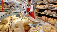  Potrošniki že nekaj mesecev pričakujejo občutne  podražitve  mesa 
ter  izdelkov iz žit in olja. Slika je simbolna. 