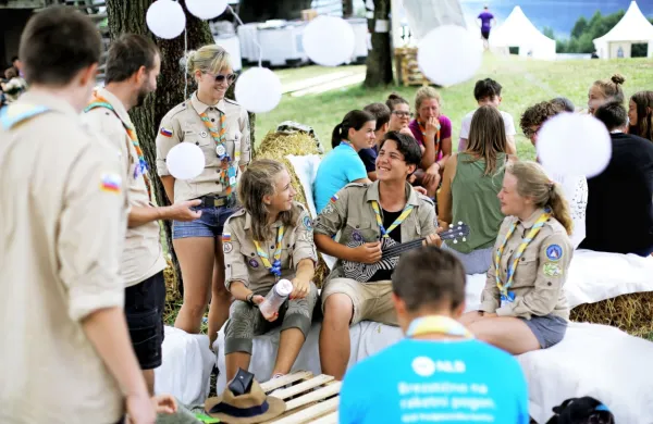 Zveza tabornikov Slovenije ob 70-letnici delovanja organizira 
vseslovensko taborniško krvodajalsko akcijo, ki bo do 10. junija 
potekala na vseh odvzemnih mestih po Sloveniji in še dodatnih 
mestih na terenu. 