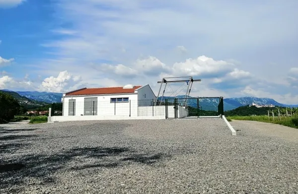 Čistilna naprava poskusno obratuje