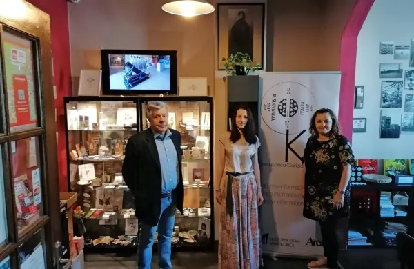  V KIT so moči združili Igor Komel, Kristina Markova in Pavla Jarc.  