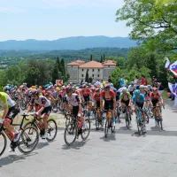 Ulissiju kraljevska etapa do Svete gore, Pogačar drugi