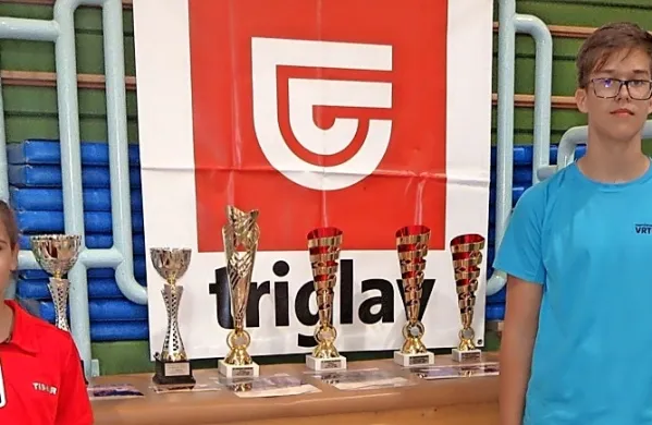 Za klub iz Vrtojbe sta odličja osvajala Sara Tokić (levo) in Aleks 
Ušaj.
