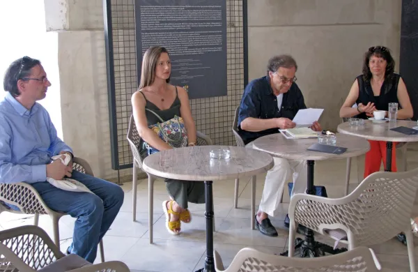 Publikaciji in razstavo o koprski zgodovini so včeraj v mali loži 
predstavili (od leve): Dean Krmac, Marina Paoletić, Salvator Žitko 
in Deborah Rogoznica. 