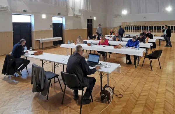 Društvo Vinol  je pred kratkim pripravilo tradicionalno  ocenjevanje 
vin in oljčnih olj.