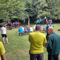 Ob spominih ponosno naprej