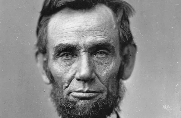 Abraham Lincoln je po oceni zgodovinarjev še vedno najboljši med 
vsemi 44 bivšimi predsedniki ZDA.