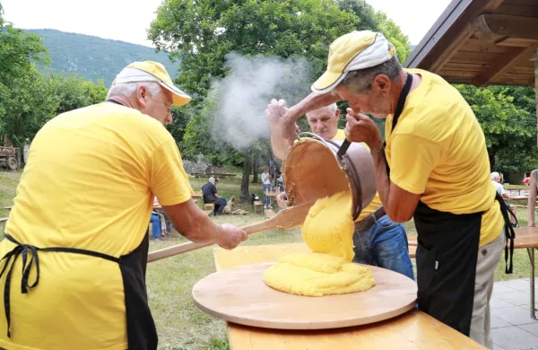 Popolna gostota polente je prava umetnost. 