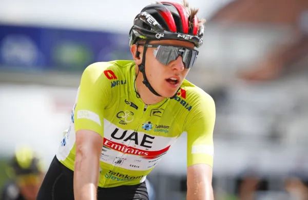 Kljub vsemu ima 22-letnik s Klanca pri Komendi (UAE Team 
Emirates) v skupnem seštevku zdaj še večjo prednost pred 
najbližjimi zasledovalci in tekmeci za skupno zmago.