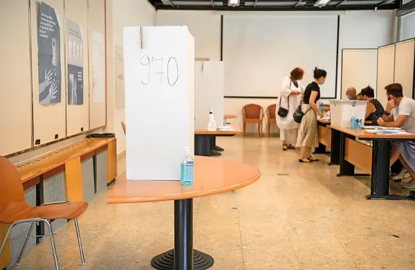 Volilna udeležba  do 11. ure  je bila 15,15-odstotna.