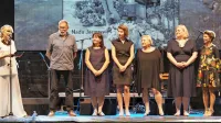 Del ekipe, ki je Nataši Benčič pomagala pri nastanku knjige  portretov Zanimivi Izolani: (z leve)  Remigio Grižonič, Lilijana Hrvatin, Nana Posega, Senka Smailagić, Mateja Brežan in Miriam Feder.    
