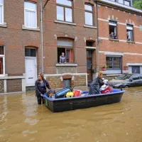 Poplave v Nemčiji in Belgiji terjale že več kot 150 življenj