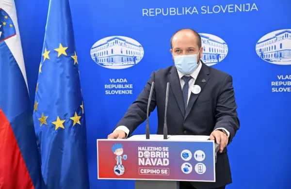 Minister za zdravje Janez Poklukar