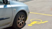 Z 80 na 200 evrov  bo poskočila kazen za tiste, ki bodo neupravičeno parkirali na parkirno mesto za 
invalide.