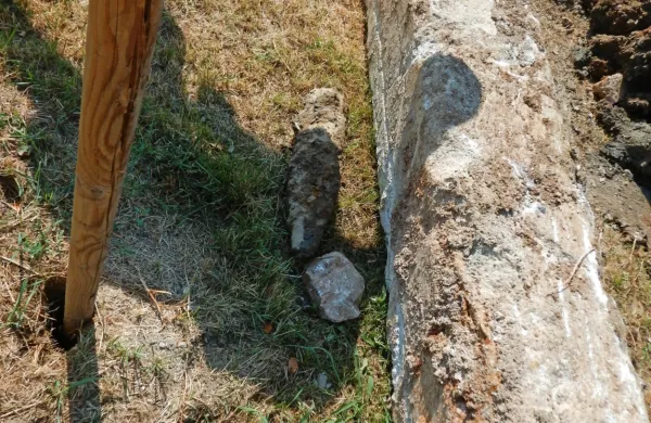 Francoska granata je v blatu čakala skoraj 80 let.