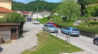 Tudi skozi vas Novokračine je prek vikenda peljalo mnogo 
turistov.