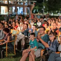 Vsi smo v istem kontejnerju