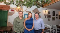 Aljoša, Zekira in Saša Marković (z leve) v koprski Baščaršiji.