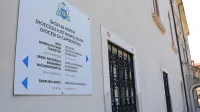 Deset duhovnikov koprske škofije bo letos zamenjalo župnijo 
službovanja. 