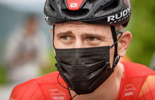 Slovenski kolesarski as Matej Mohorič je po dveh etapnih zmagah 
na Touru obdržal dobro formo in drugo etapo dirke po Poljski od 
Zamošča do Przemysla (201 km) sklenil na tretjem mestu.
