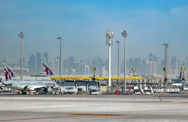 Postanek v katarski Dohi, če letite z njihovo družbo Qatar Airways, 
lahko izkoristite  za brezplačen ogled mesta. 