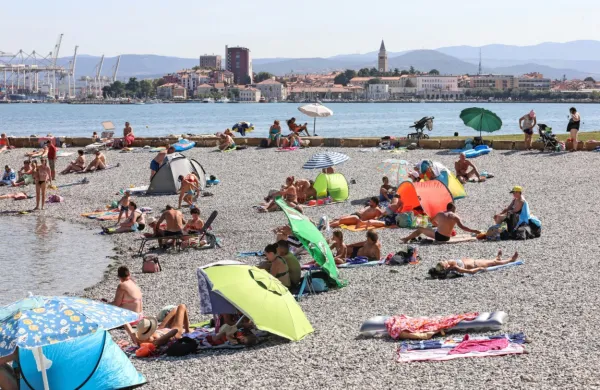 &ldquo;Bili smo tudi v Izoli in Strunjanu, a nam je v Žusterni najbolj v&scaron;eč&rdquo;