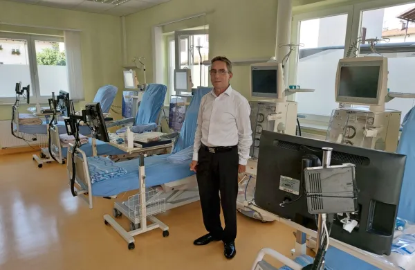 V desetih letih so olajšali marsikatero stisko bolnikov, državi pa privarčevali več kot 750.000 evrov, 
pravi Božidar Kanalec. 