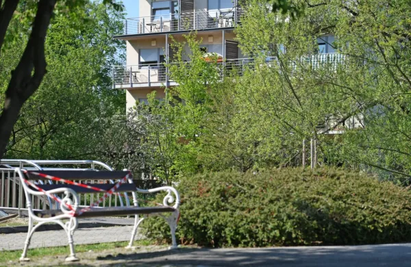 Precepljenost med zaposlenimi v domovih starej&scaron;ih 50-odstotna