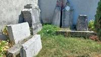 Na dvesto let starem pokopališču bodo obnovili nekatere dragocene, še ohranjene spomenike pomembnih  domačinov. 
