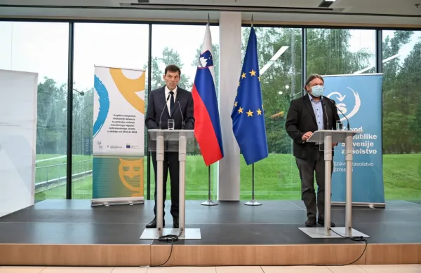Z leve: Vinko Logaj, Damir Orehovec