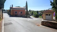 Obračališče bi bilo na Oljčni poti in bi učencem, ki jih starši v šolo 
vozijo, olajšalo jutranji prihod in popoldanski odhod. 