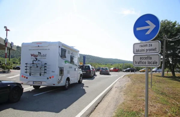 Delovni migranti &scaron;e vedno izjema
